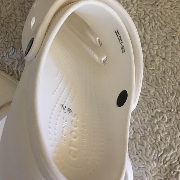 Crocs - Picture 6 of 11